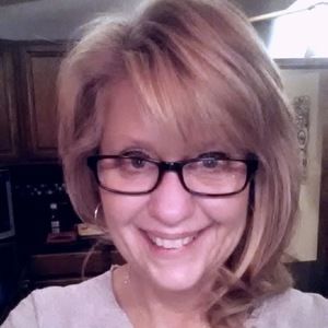 Meet your Posher, Becky